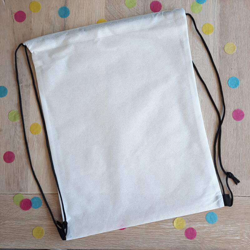 Rugzak versieren op je kinderfeestje? Blanco excl. stiften.