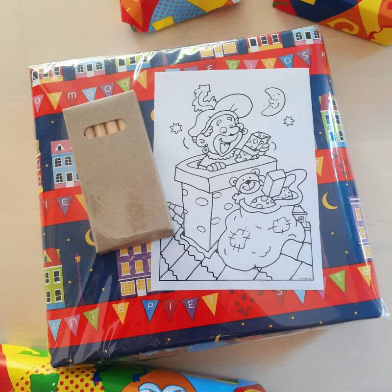 Leuke manieren om Sinterklaascadeautjes in te pakken