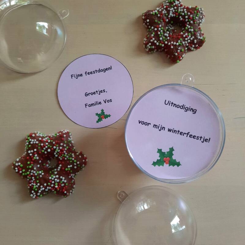 Holle, vulbare kerstballen gebruiken voor een uitnodiging voor een kinderfeestje of ipv een kerstkaart