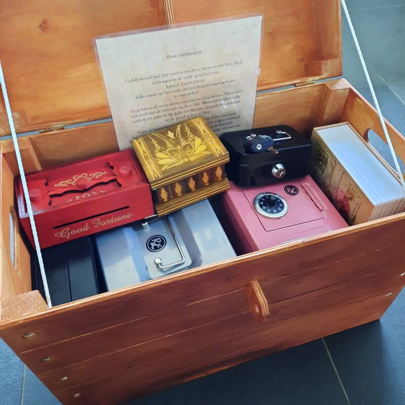 Escapekist voor een kinderfeestje! Huren vanuit Zeewolde, Flevoland. Ideaal voor een kinderfeestje thuis.