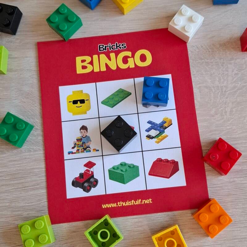 Bingokaarten origineel afstrepen op een kinderfeestje
