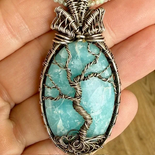 Zilveren hanger met Tree of Life op hemimorfiet – handgemaakt sieraad