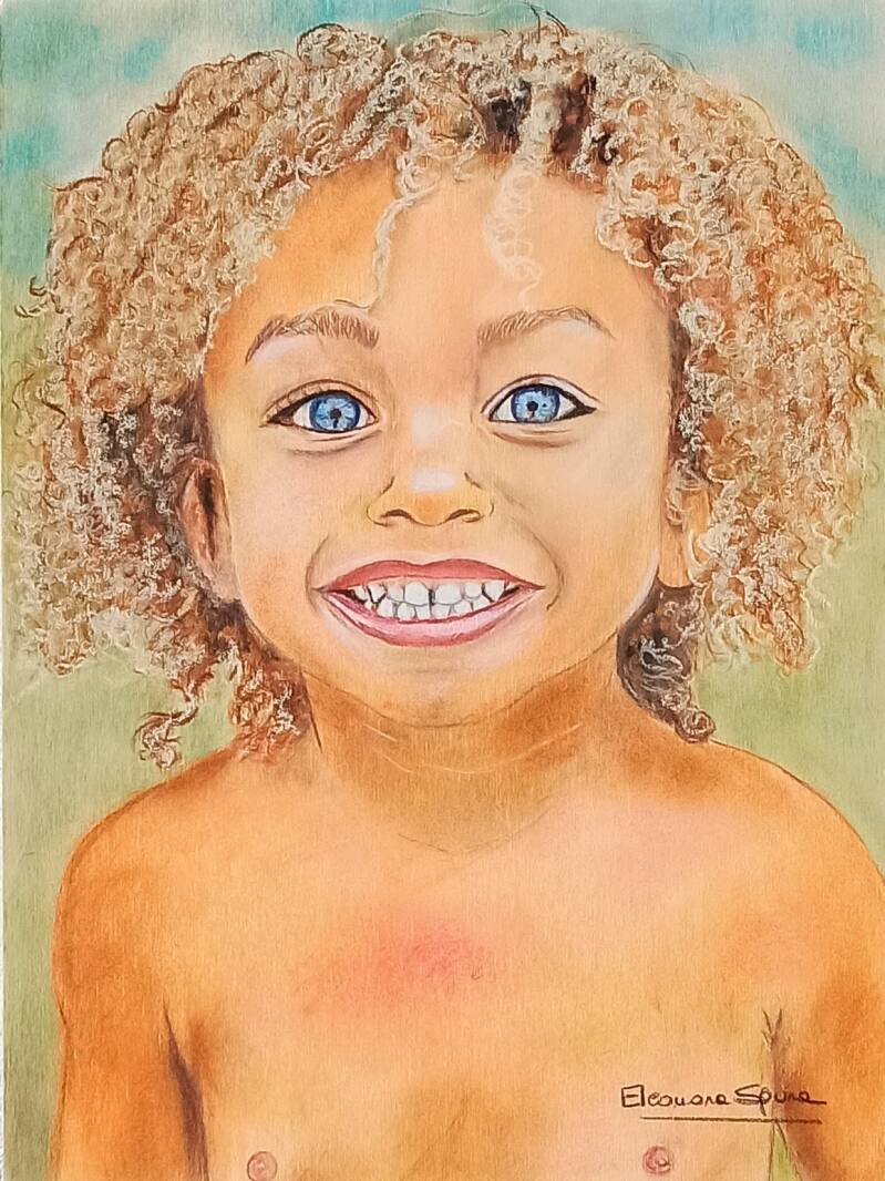 Bambino biondo riccio sorriso denti
