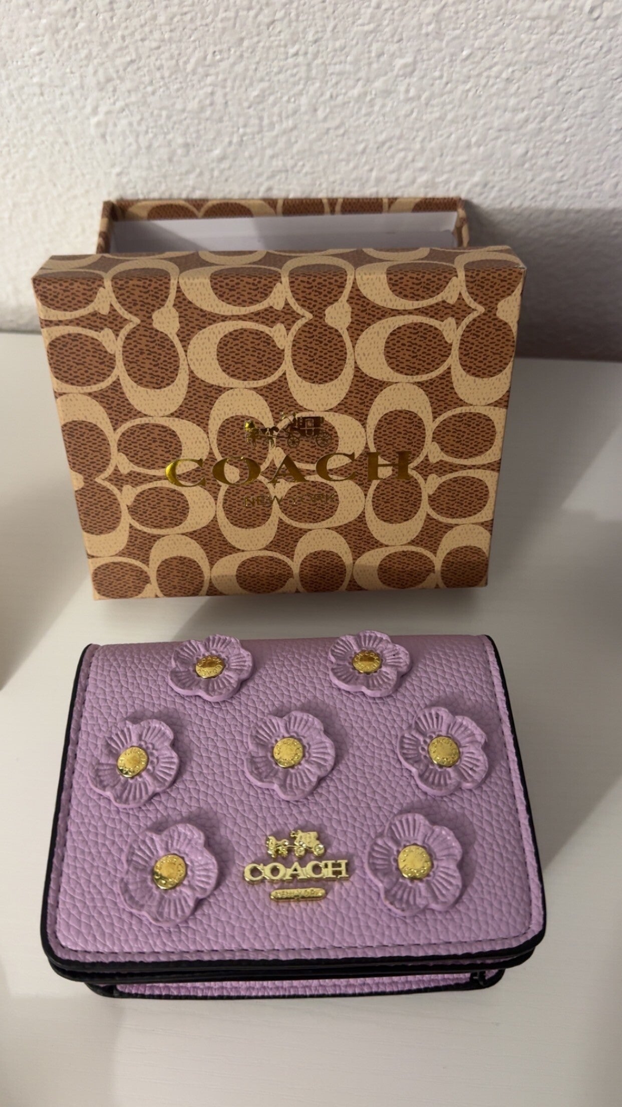 C flower crossbody purse