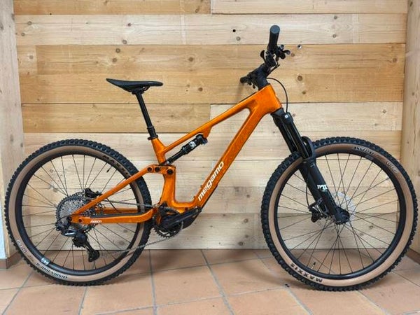 MEGAMO Reason CRB 07 Cabon Fully mit Avinox M2S Motor und 800Wh Akku