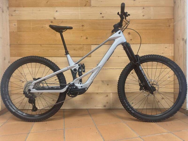 Orbea Wild LT M20 Carbon Fully mit Avinox M2S Motor