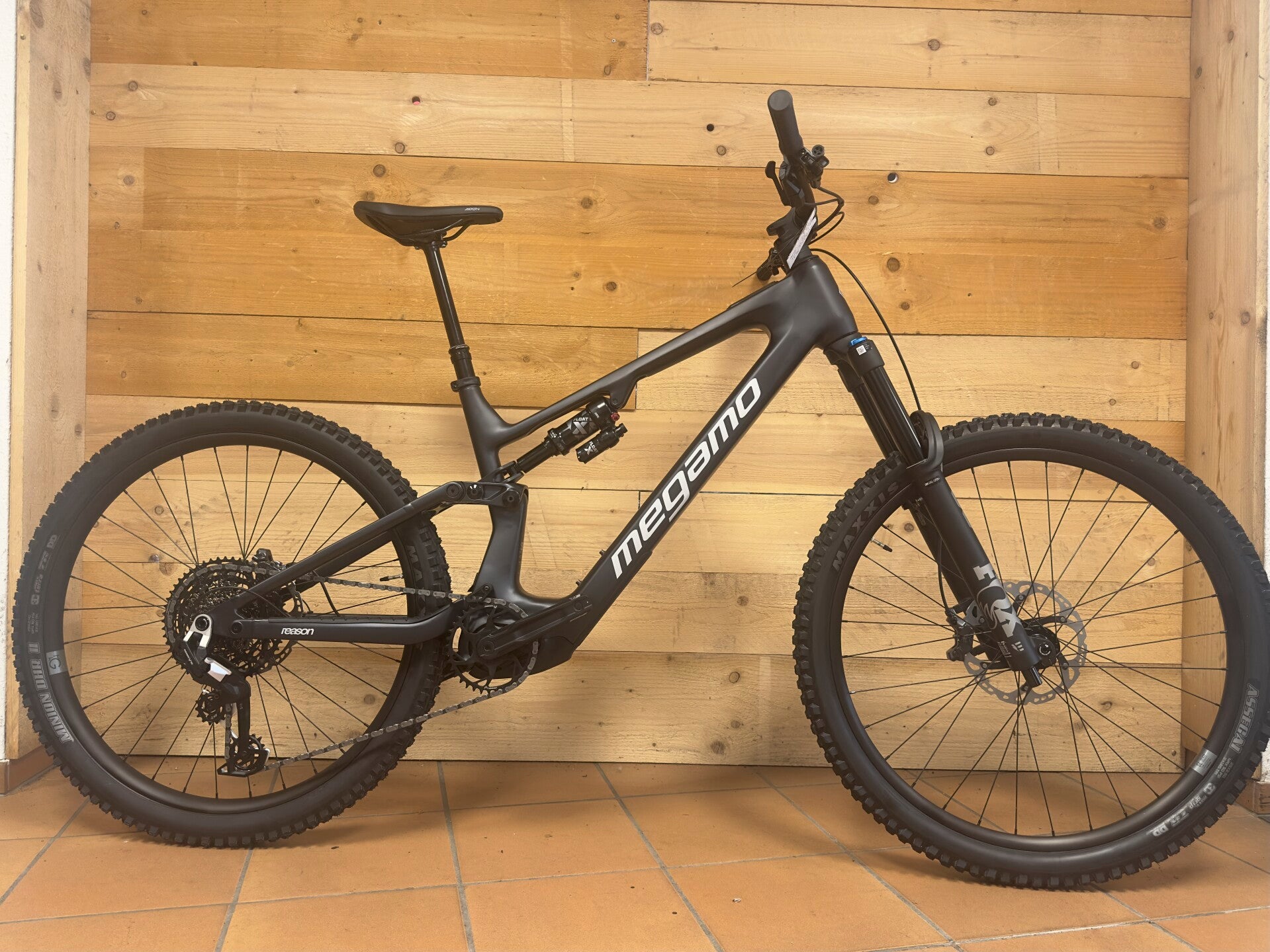 Megamo Reason AL 5 Aluminium Fully mit Avinox M2S