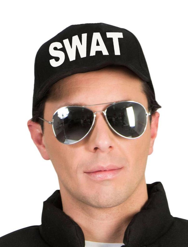 Pet SWAT, Volwassenen of Kind