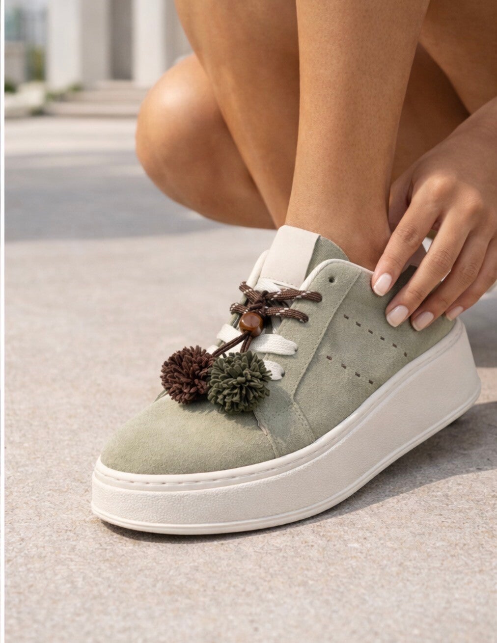 Summer green Suedine Sneakers met Flosjes