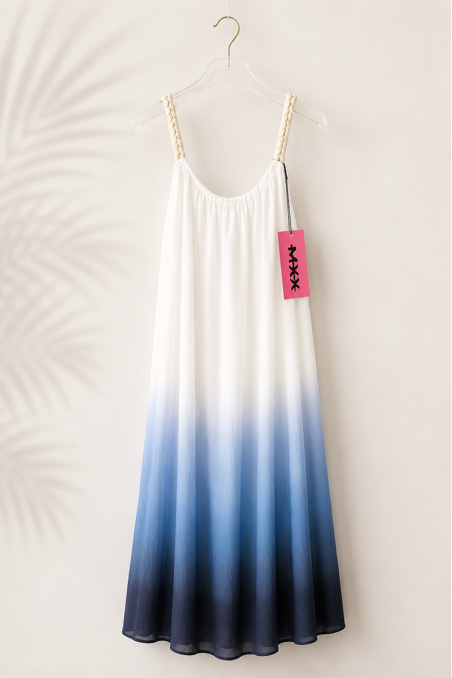 Zomers Tuniek / kort Jurkje wit uitlopende kleur.