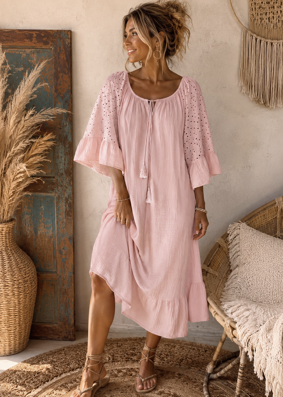 Bohemian Roze Wafelstof Jurk met Broderie & Kwastjes OS geschilt voor de maten 40 t/m 46/48