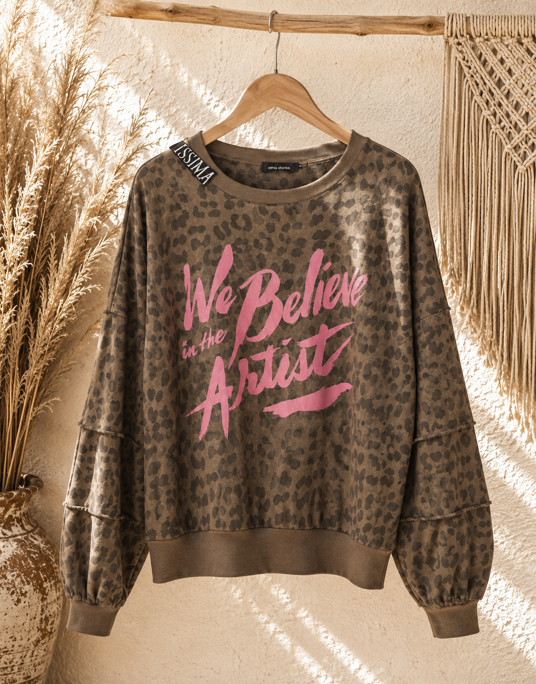 We Believe sweater Chocolate one size (tot 44)