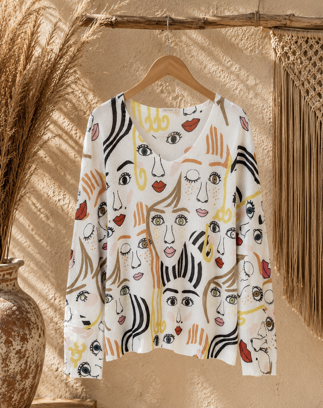 Fijn Gebreide V-Hals Trui "Faces" Off-White One size fits to 42