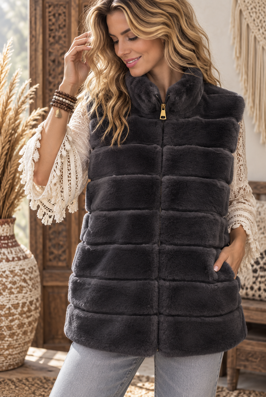 Fluffy Body warmer Antraciet grijs