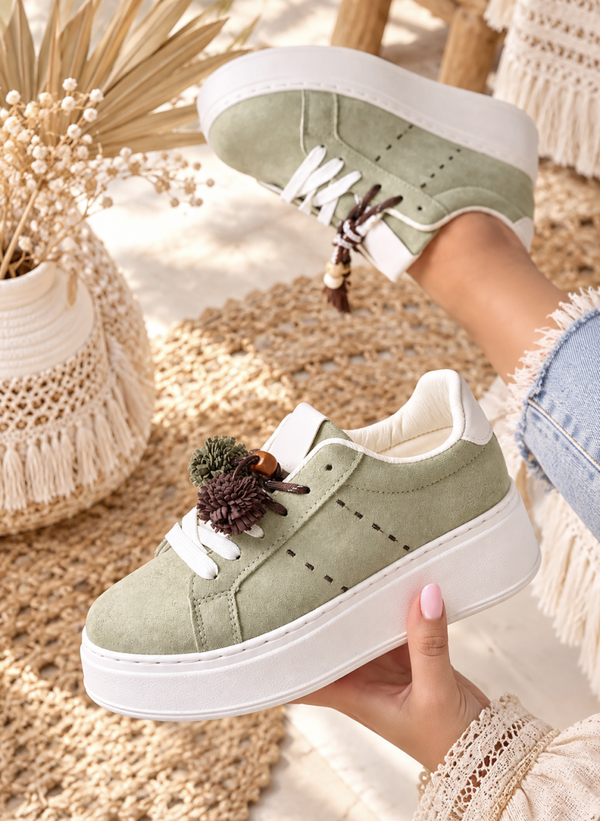 Ibiza Green Suedine Sneakers met Flosjes