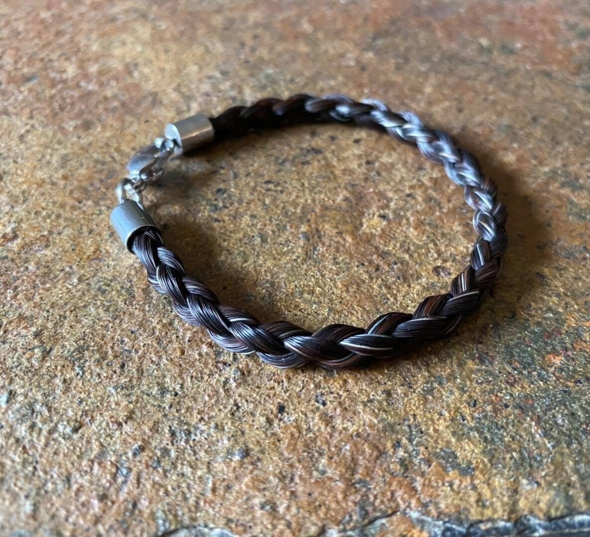 Round braided bracelet