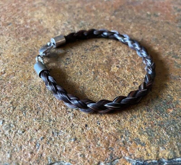 Round braided bracelet