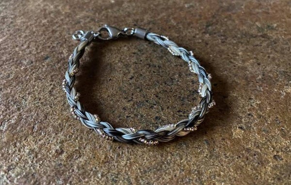 Round braided bracelet with beading