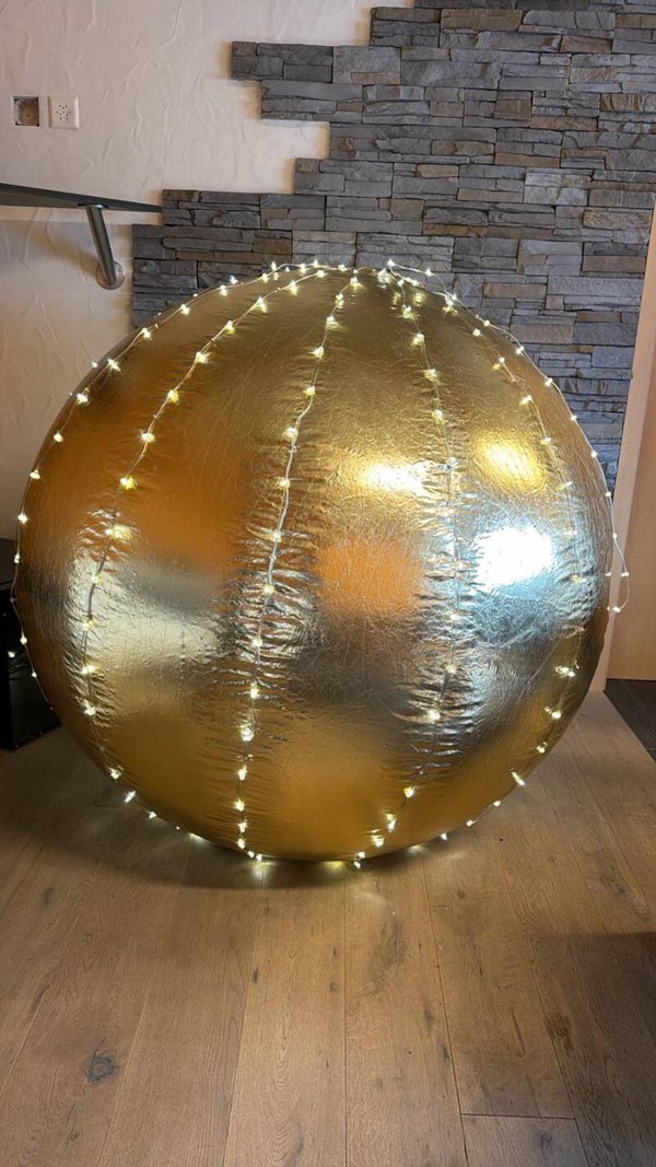 Boule de Noël gonflable