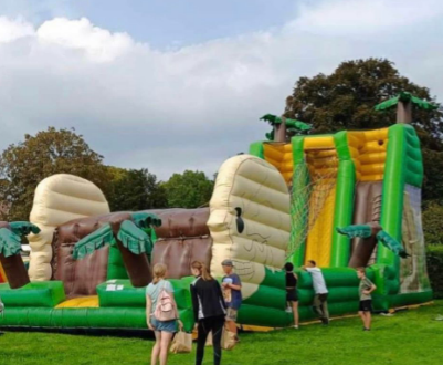 Tyrolienne gonflable