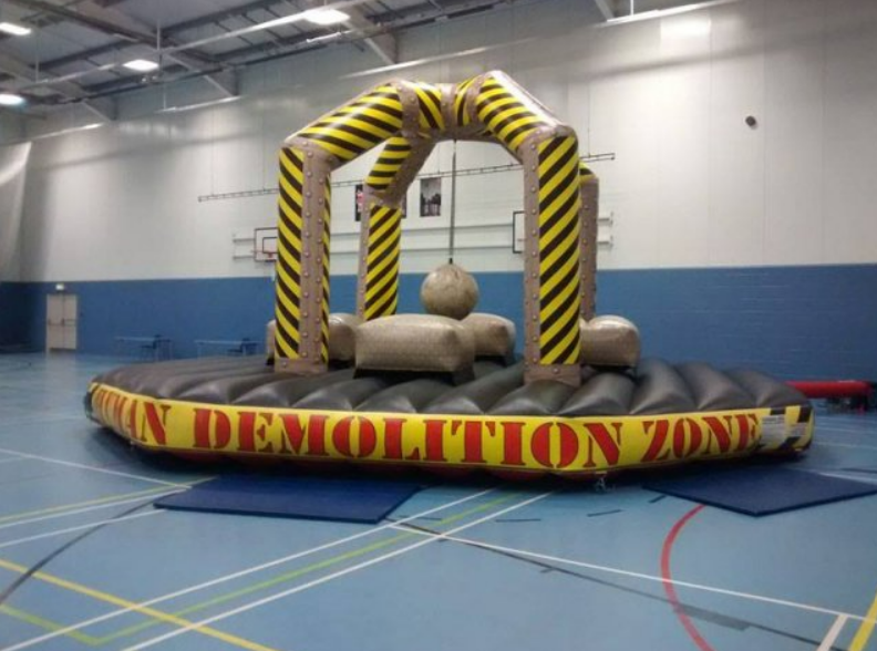 Château gonflable Demolition man