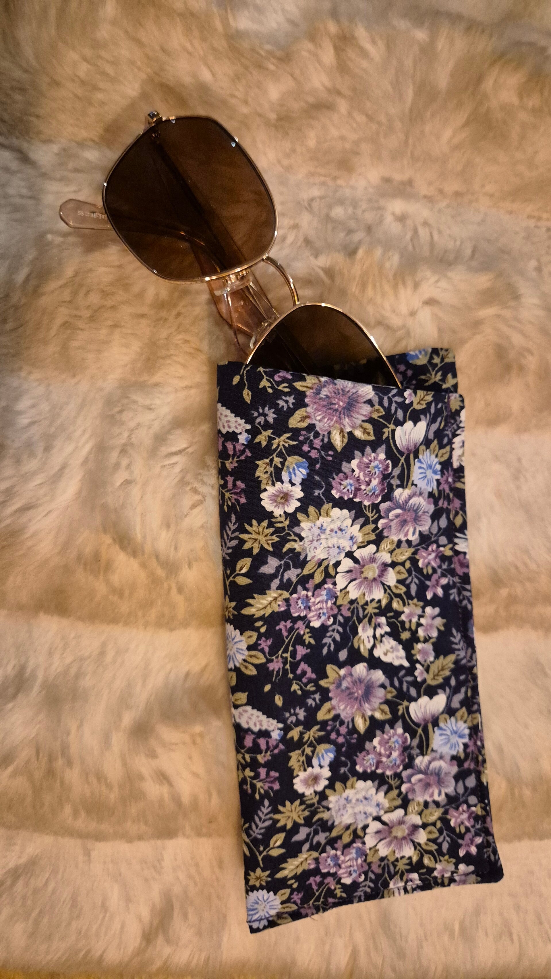 Brillenhoesje paars/bloemen