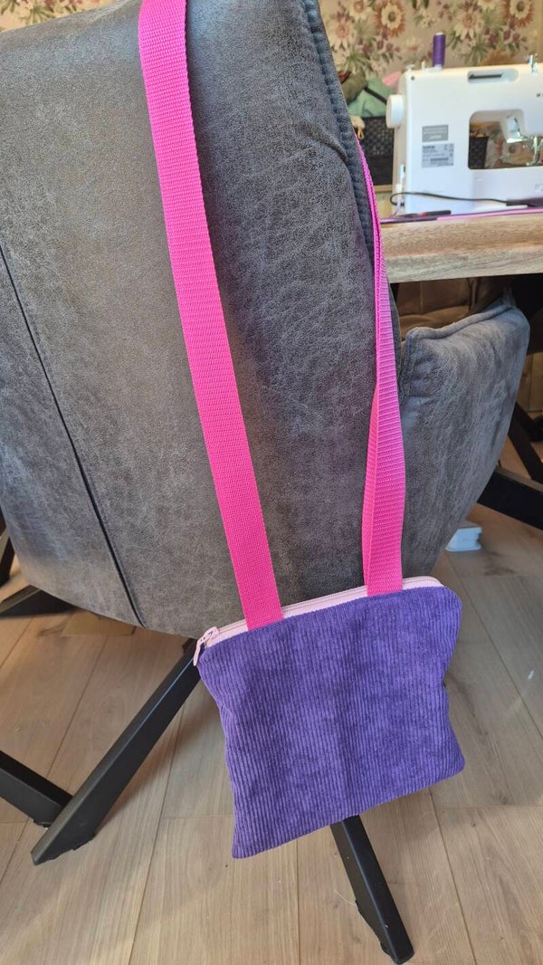 Tas 8