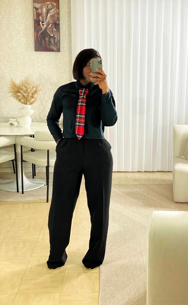Chemise Courte Avec Cravate