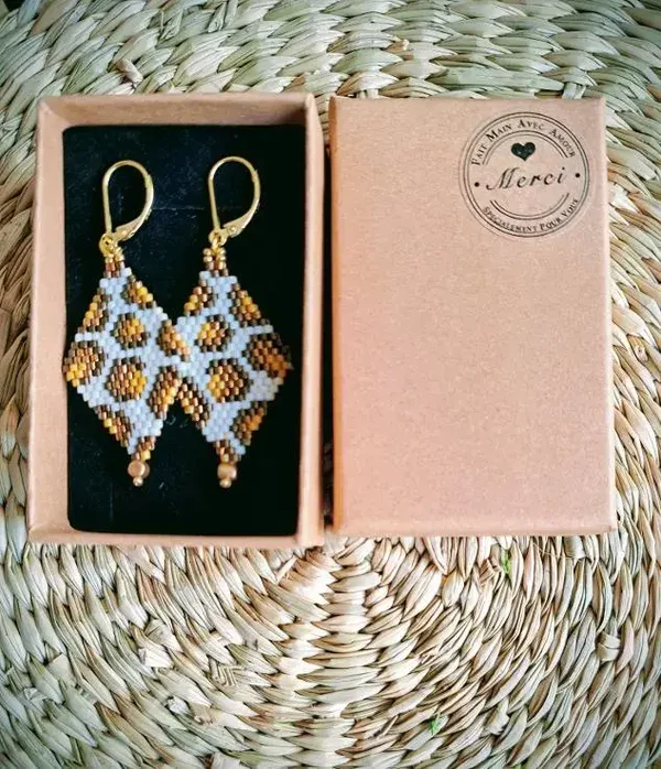 boucles d'oreilles miyukis unique tressages perles miyukis motifs leopards