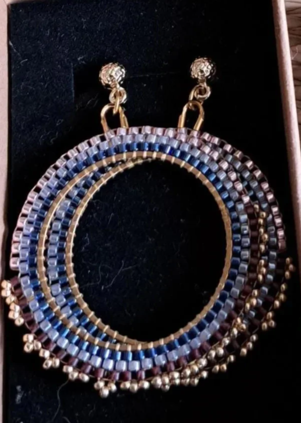 Boucles d'oreilles anneaux fait main tressage perles miyukis 4 cm diamètre