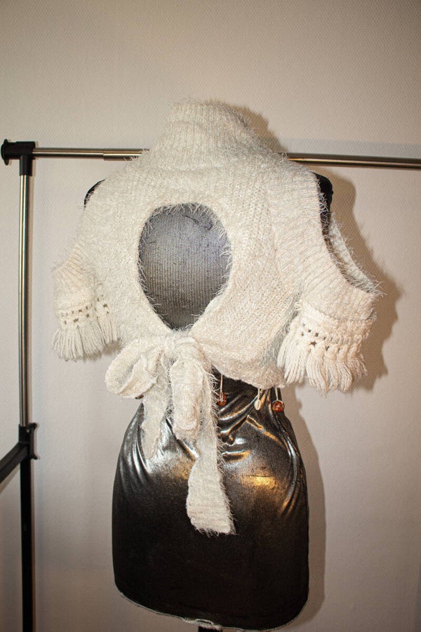 Pull court style afro