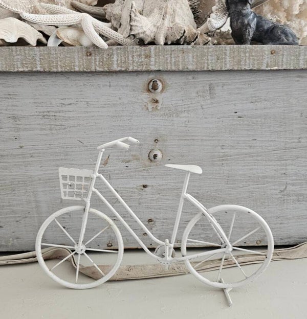 Brocante ijzeren fietsje