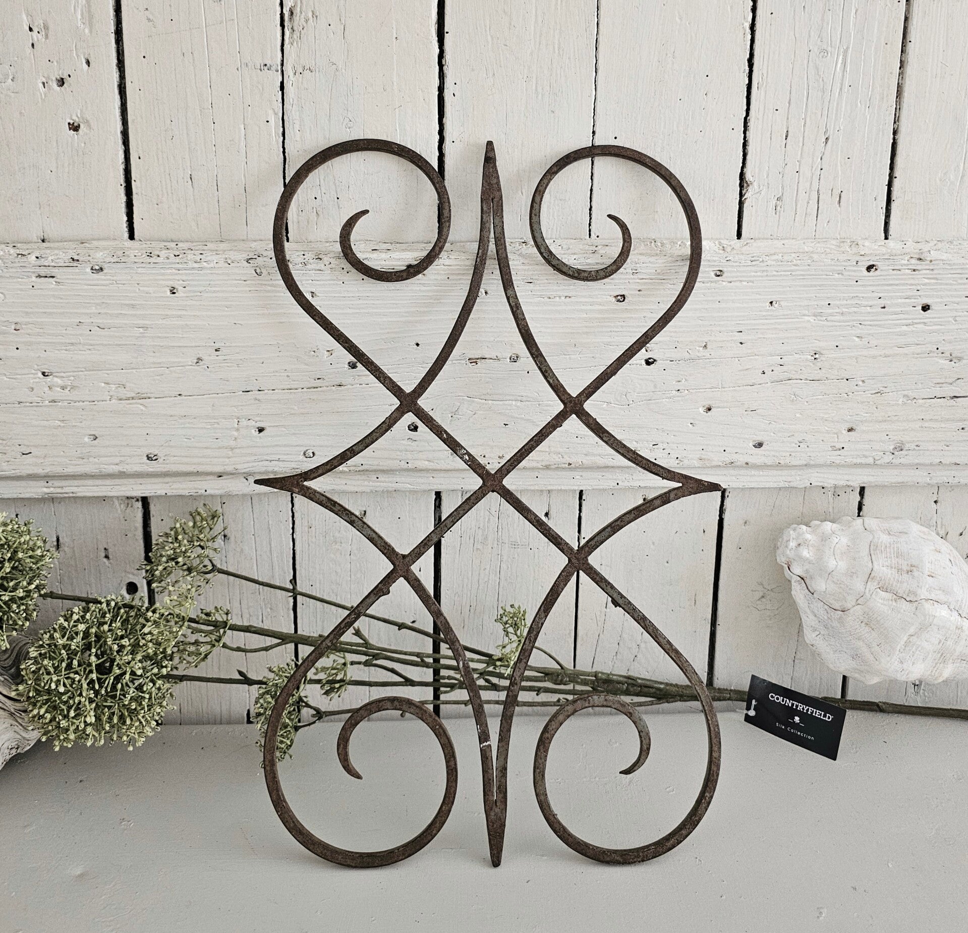 Oud brocante ijzeren sierrekje