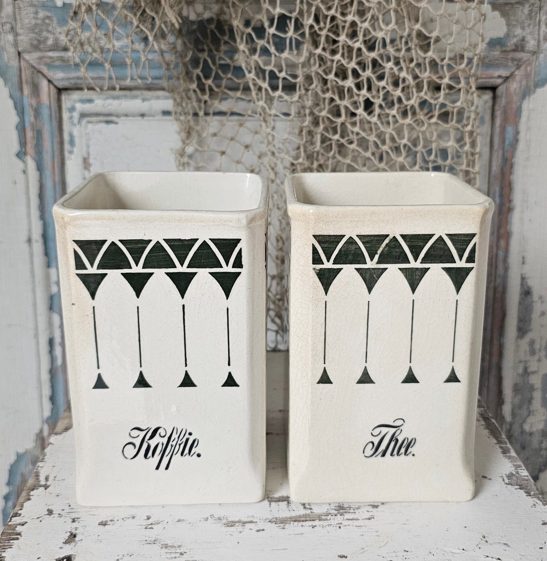 Oude Koffie & Thee potten crackeld