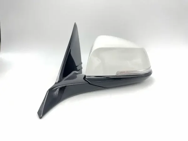 Share BMW 1 F20 5 DOOR LEFT PASSENGER SIDE DOOR WING MIRROR 6 PIN / M-SPORT / WHITE