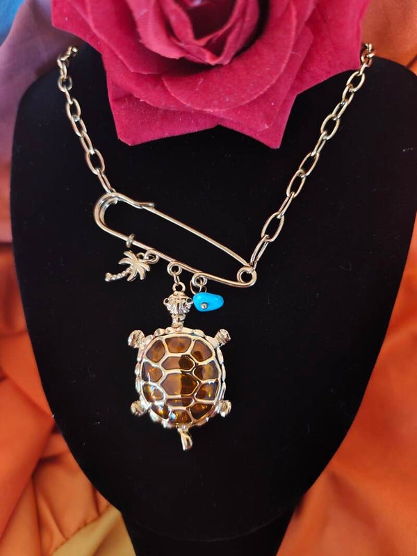 Collier tortue