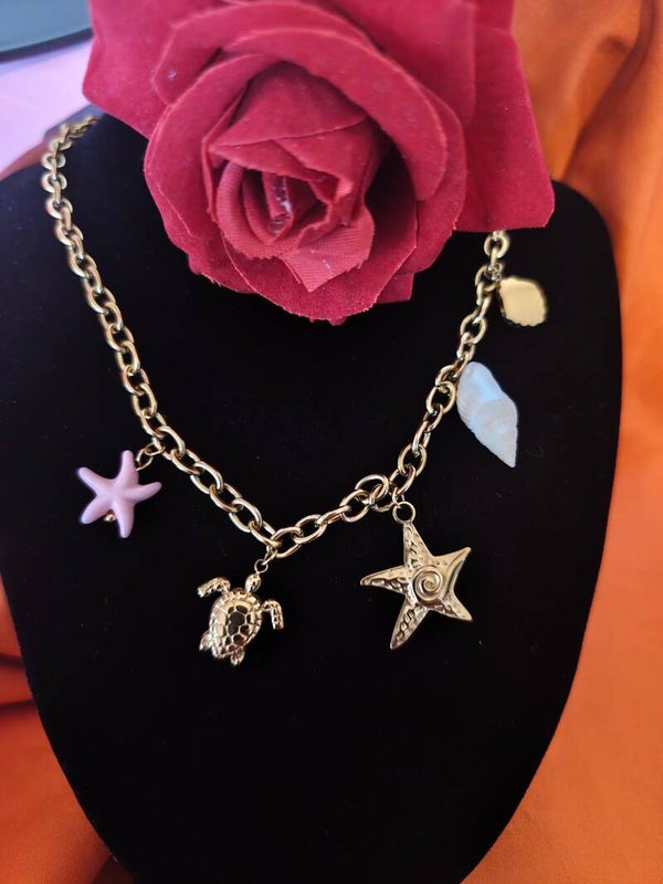 Collier Victoria