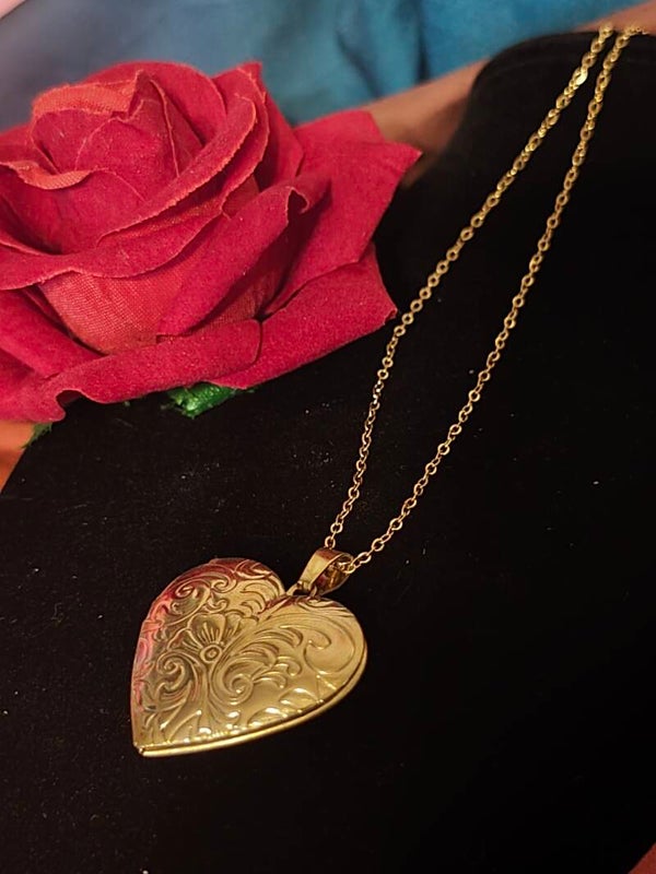 Collier Claire