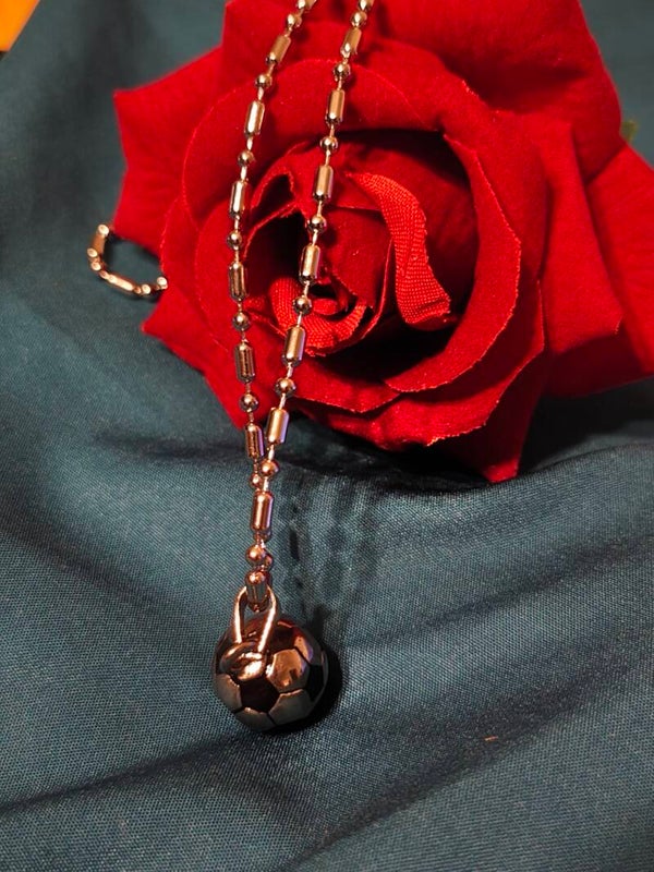 Collier ballon de foot