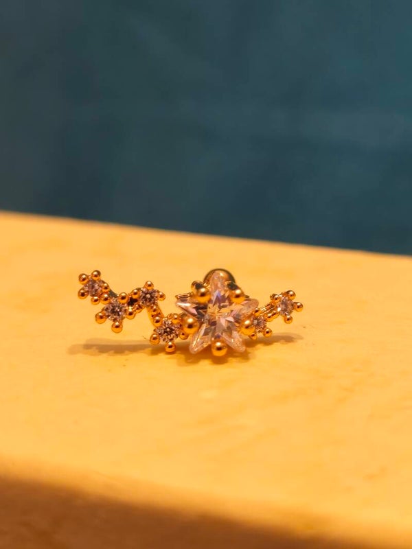 Piercing tragus fleur