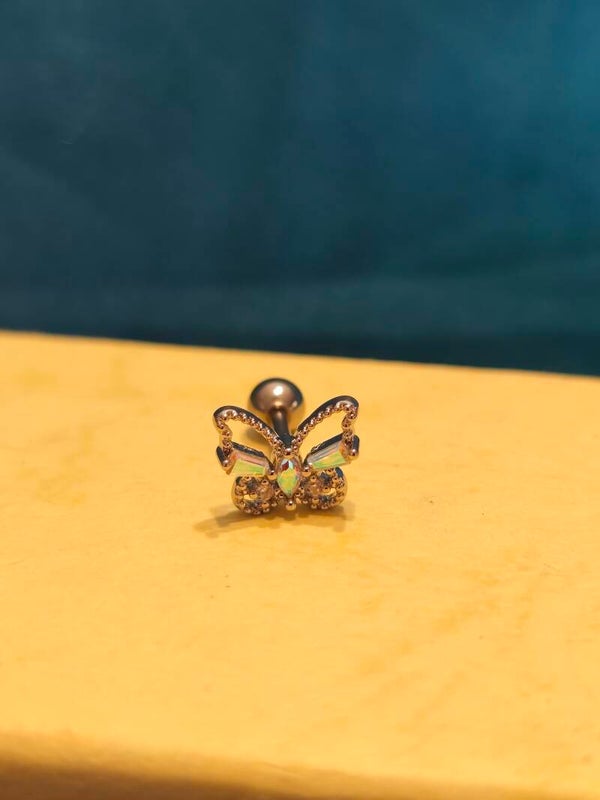 Piercing tragus papillon
