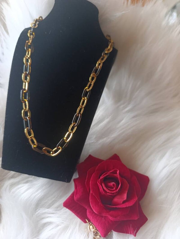 collier léopard plastifié