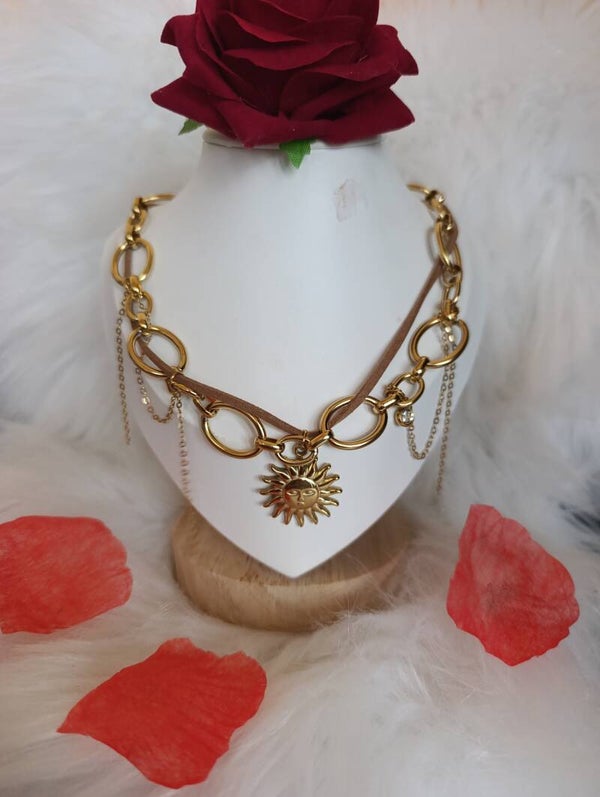 Collier soleil marron