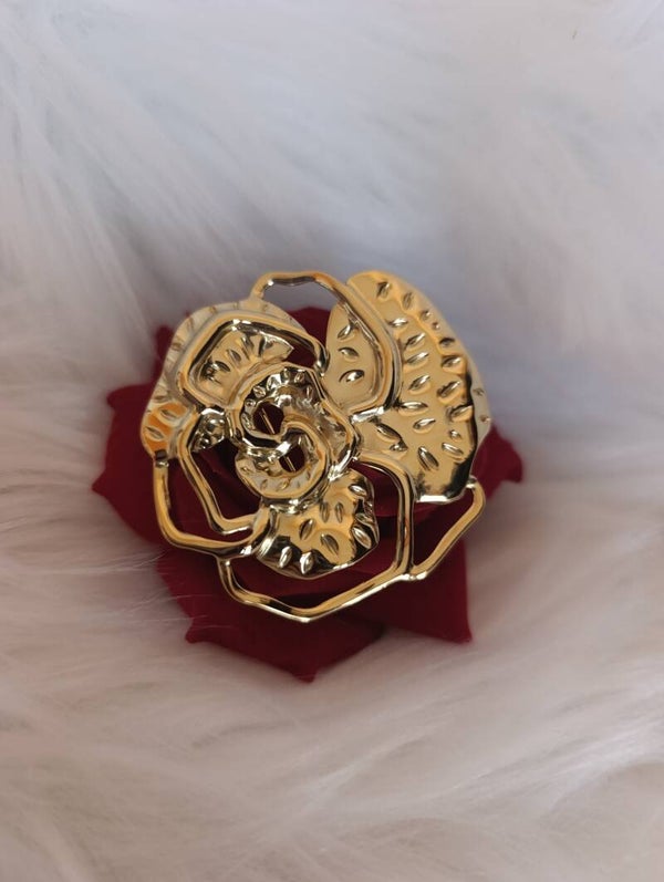 broche rose