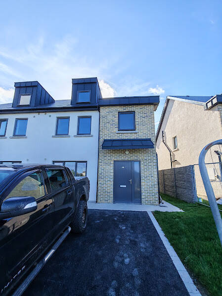 60-scholars-way-wexford-town-standard.jpg