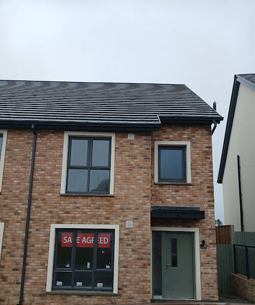 no-35-seaview-court-wexford-town-standard.jpg