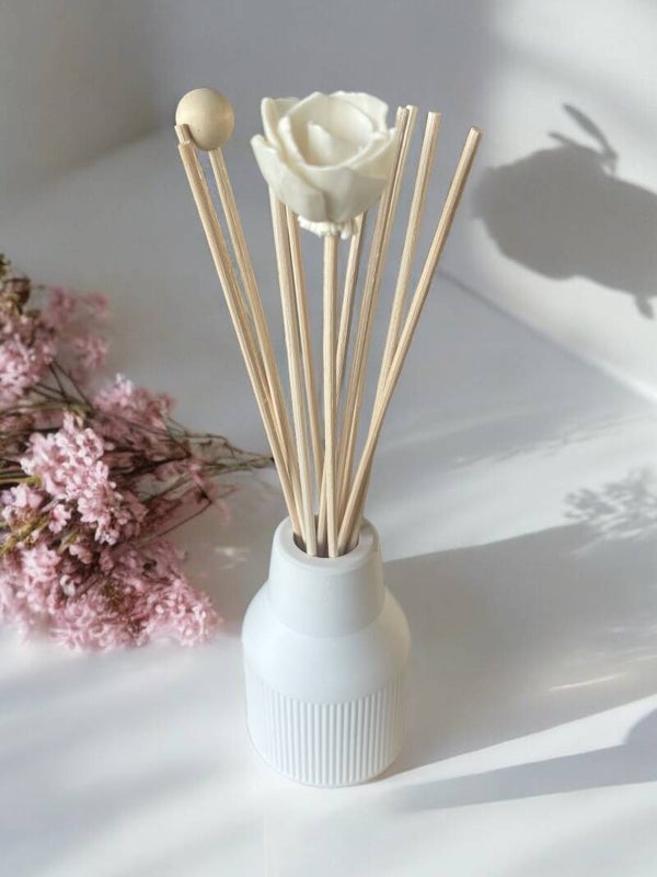 Natural Reed Diffuser with Cement Pot - Ripple Ball