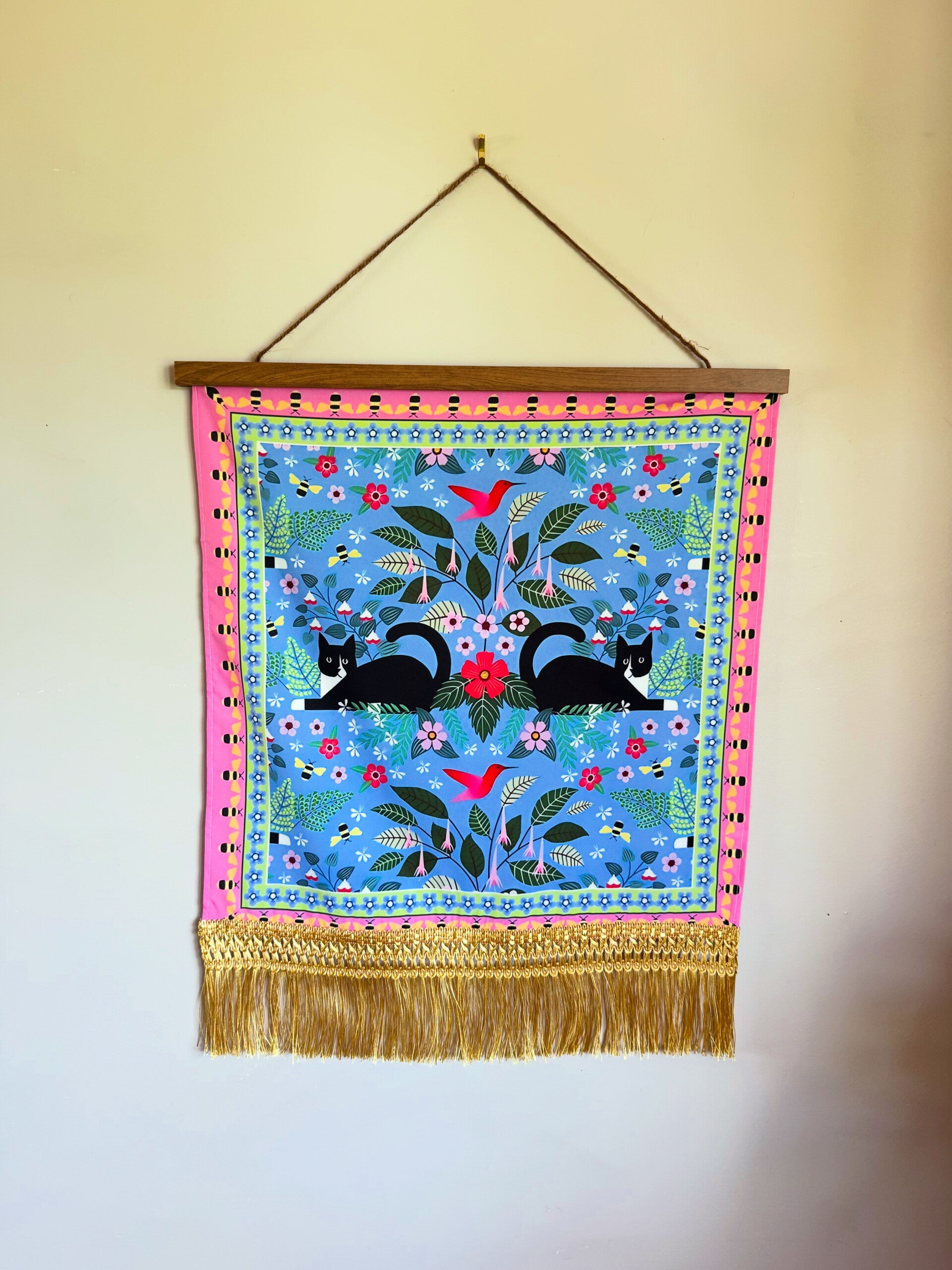 ‘Kitty cats’ wall hanging