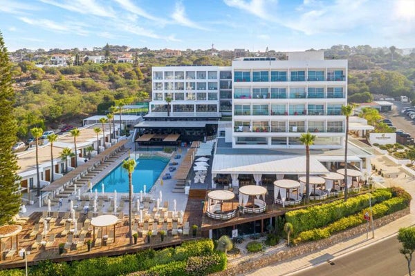 Napa Mermaid Hotel & Suites 4*