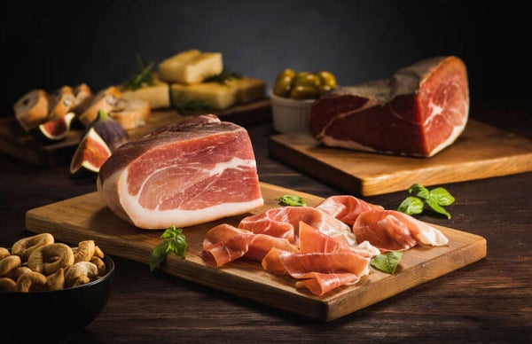 Luftgetrockneter Pršut, aus der Region Šibenik- Krka, 18 Monate gereift, am Stück, 600 gramm